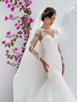 Welcome to Elmar Bridal. We are Peterhead and specialists and carry a diverse range of designer veils, tiaras and wedding jewellery, as well as shoes by Rainbow and Shades, get everything you need from Bridalwear Aberdeen